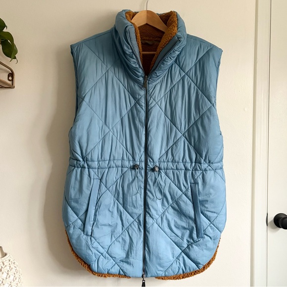 Free People Venture On Reversible Puffer Vest in Blue - Picture 2 of 5